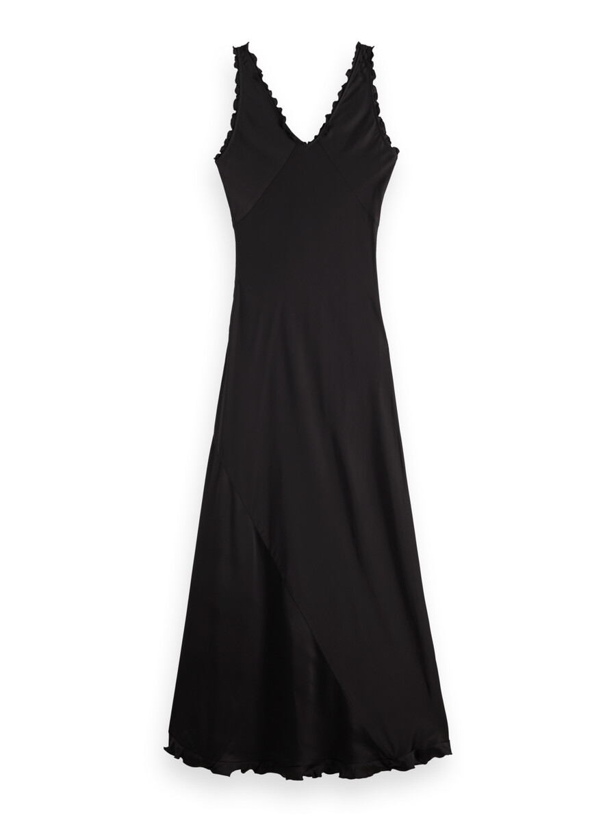 vestido largo con volantes