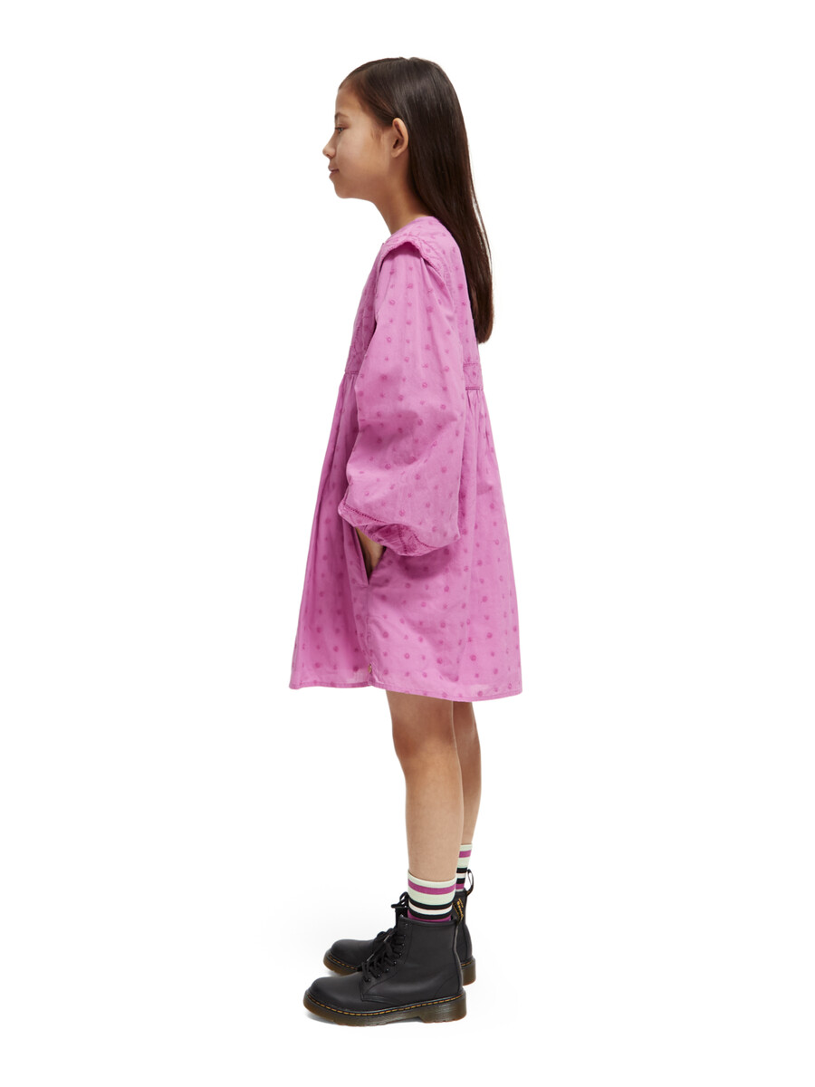 vestido de niña con paneles con bordado inglés