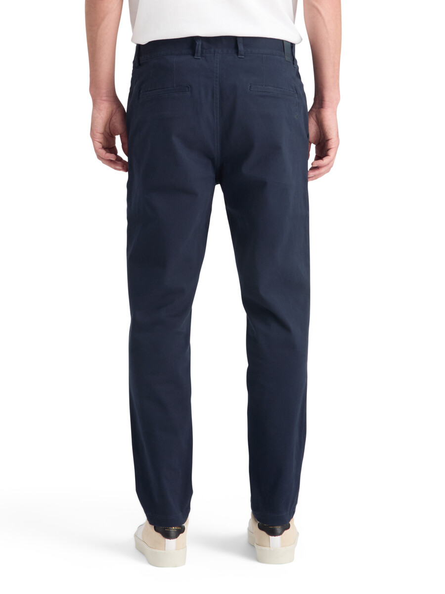 essentials — chino de sarga de mezcla de algodón drift