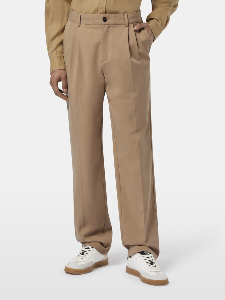 pantalón chino de corte recto y relajado de sarga de algodónlyocell plisado