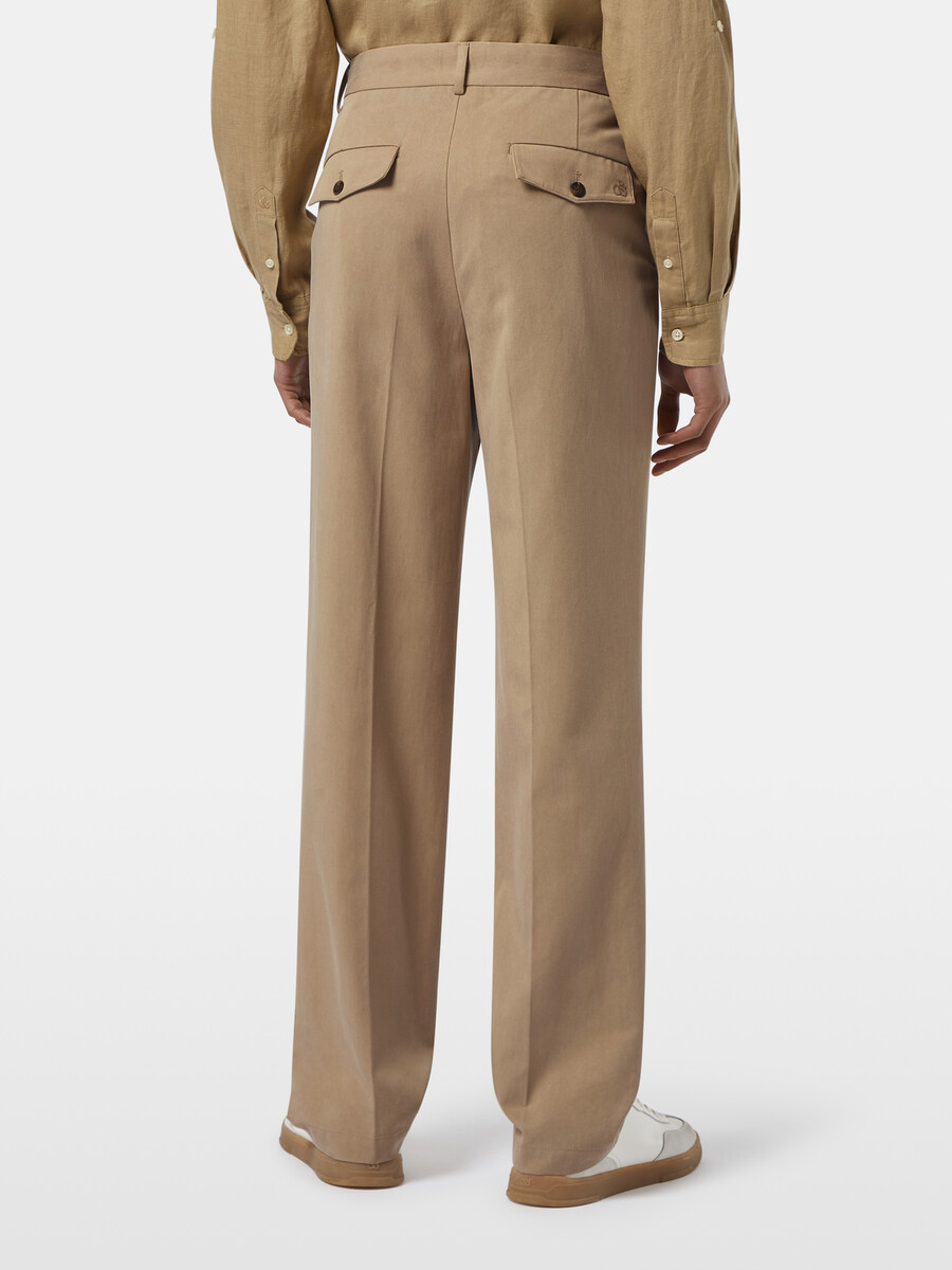 pantalón chino de corte recto y relajado de sarga de algodónlyocell plisado