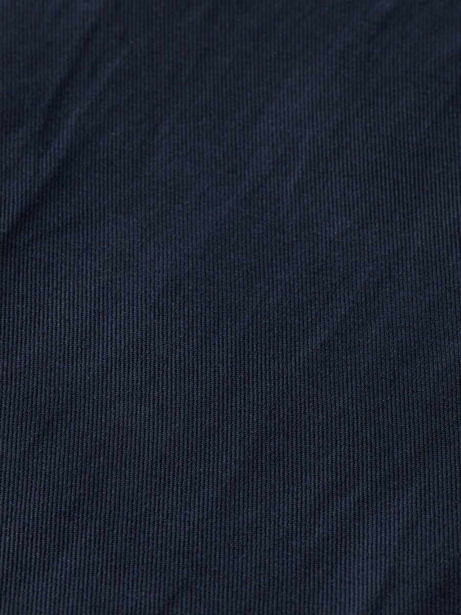 essentials — pantalón chino rosa