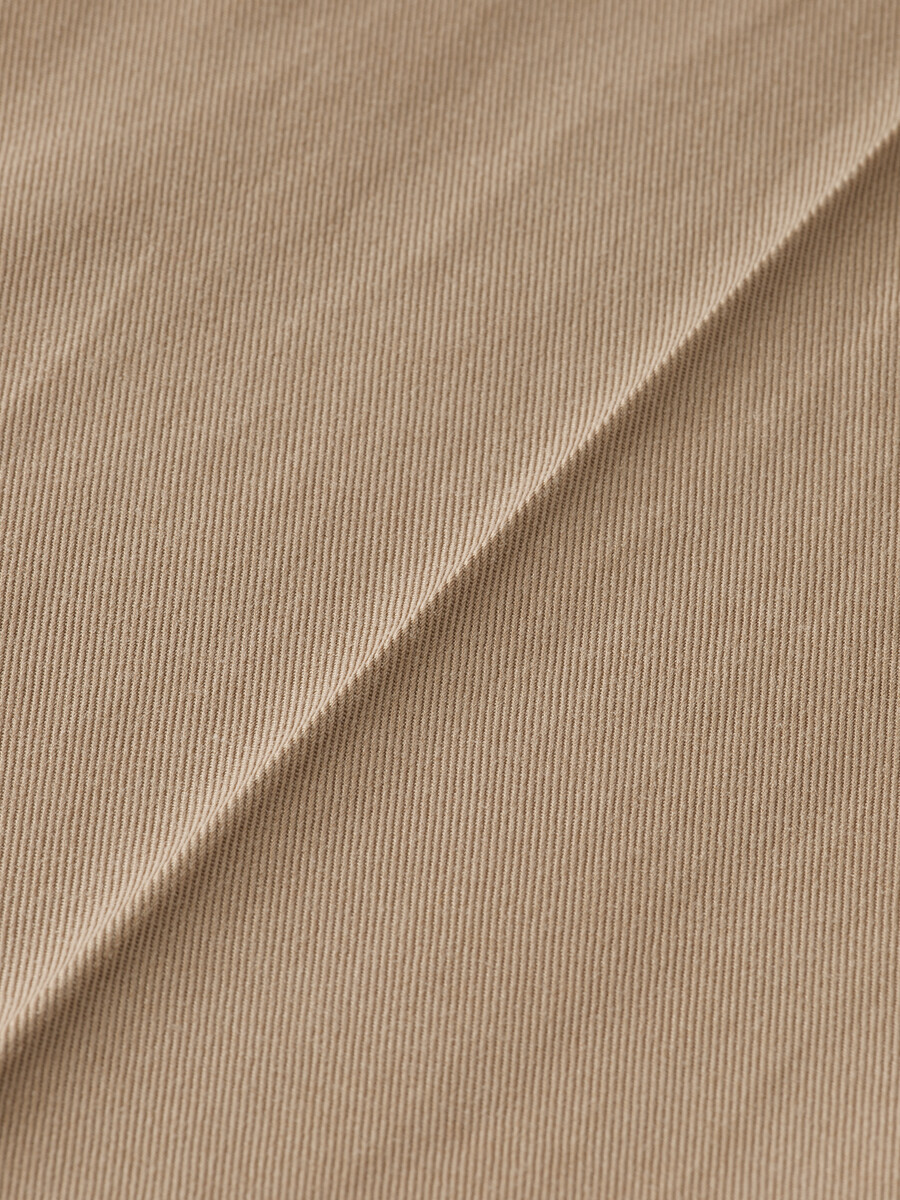 essentials — pantalón chino rosa