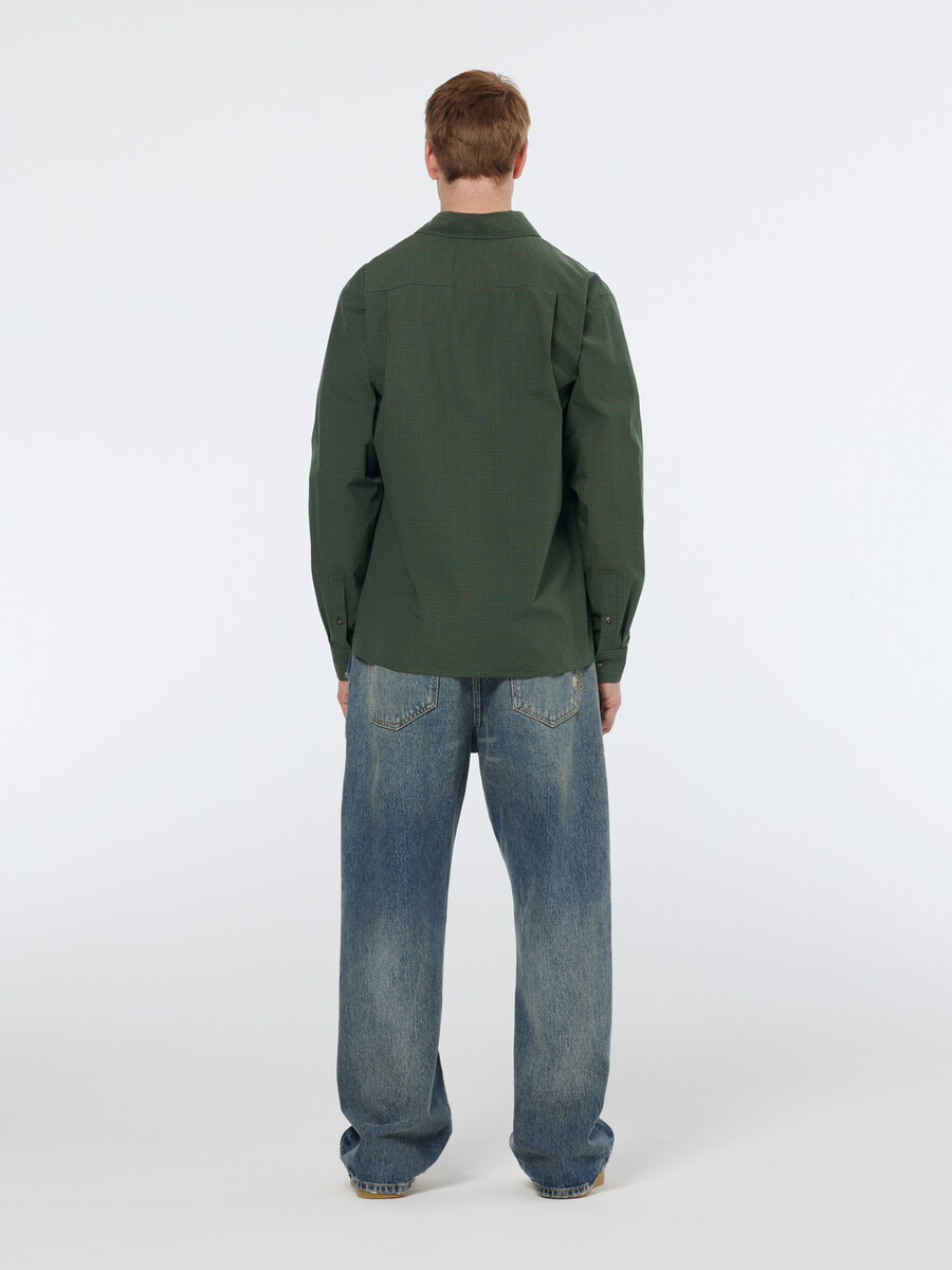 camisa de corte relajado con microcuadros teñidos en hilo