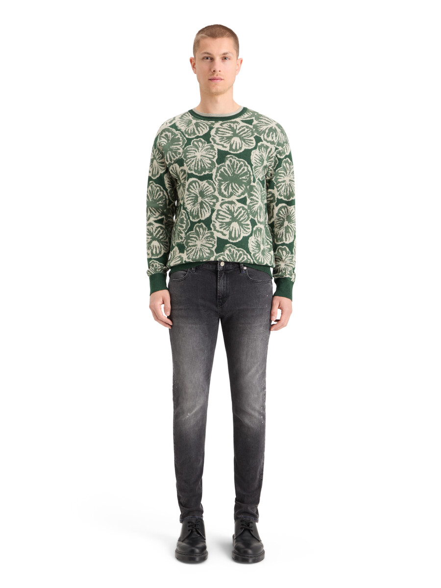 suéter jacquard con hombros caídos