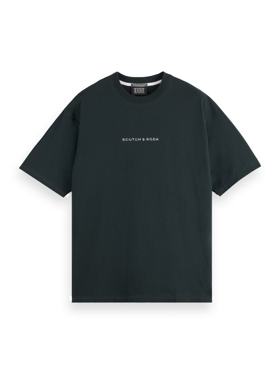 essentials — camiseta con logotipo