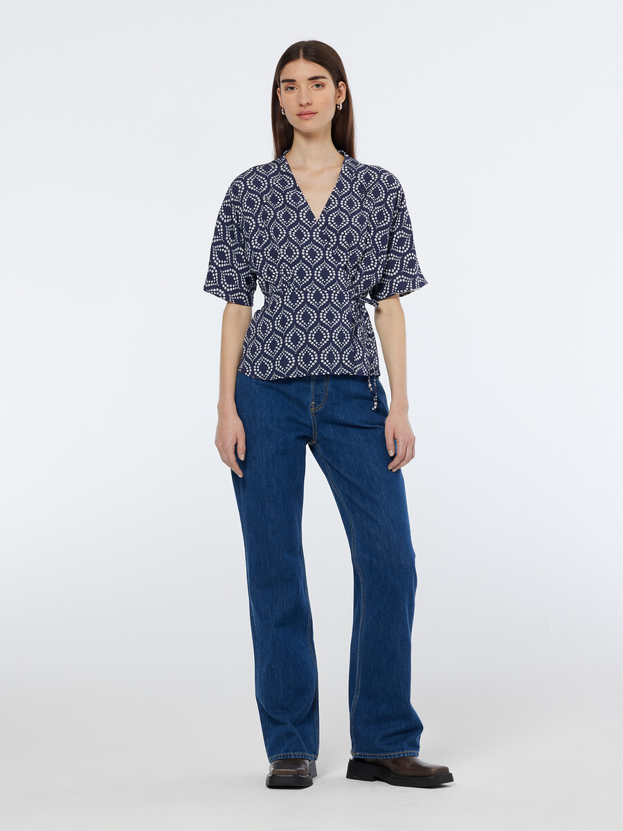 top cruzado de jacquard
